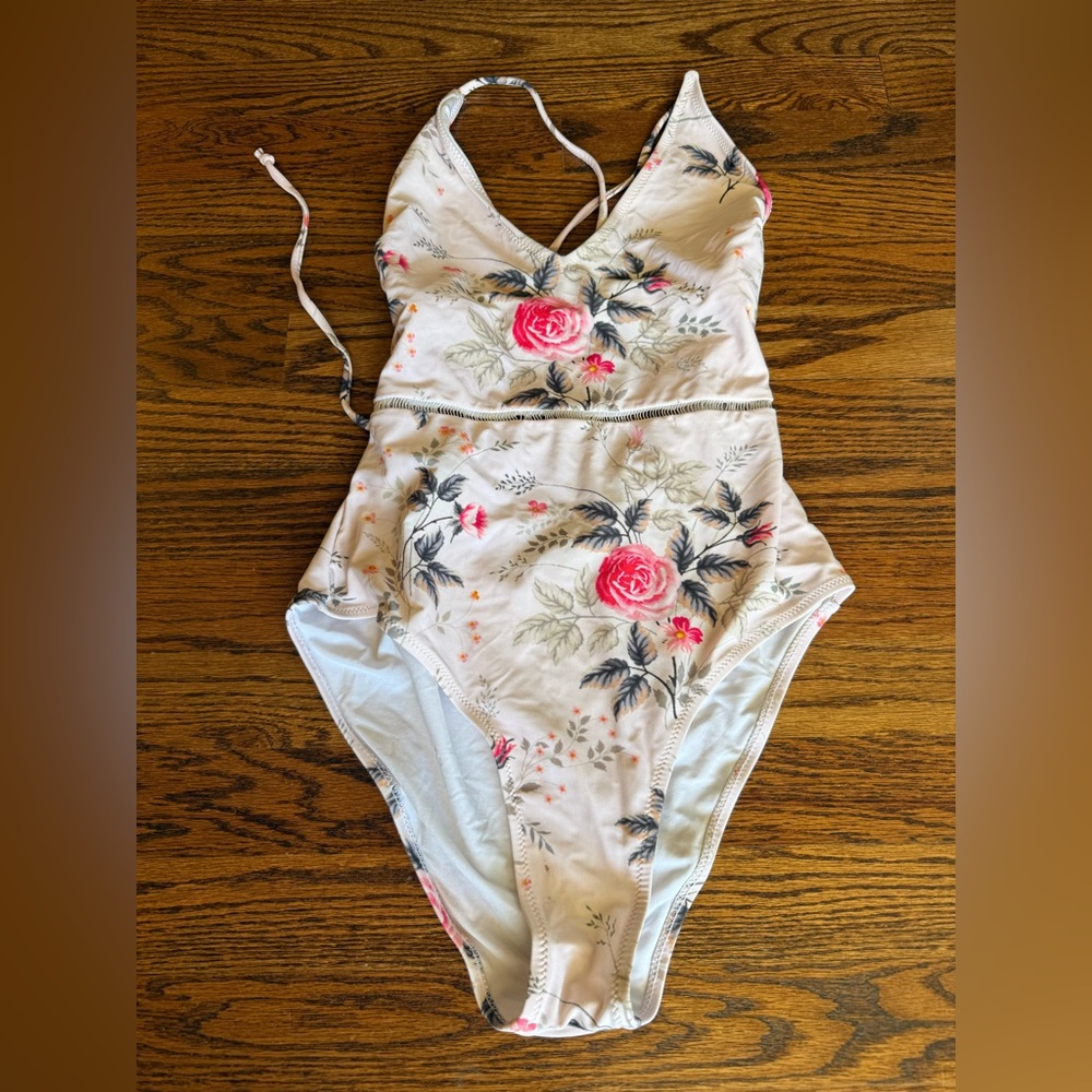 Cupshe White One-Piece Swimsuit with Pink Rose Print